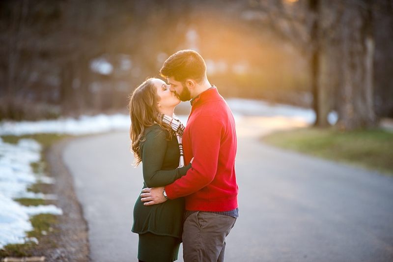 engagement-photos-in-ct-greg-lewis-photo-17
